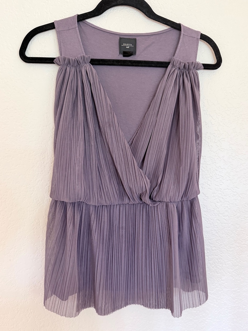 Deletta Anthropologie Mauve Surplice Pleated Top Sz Small